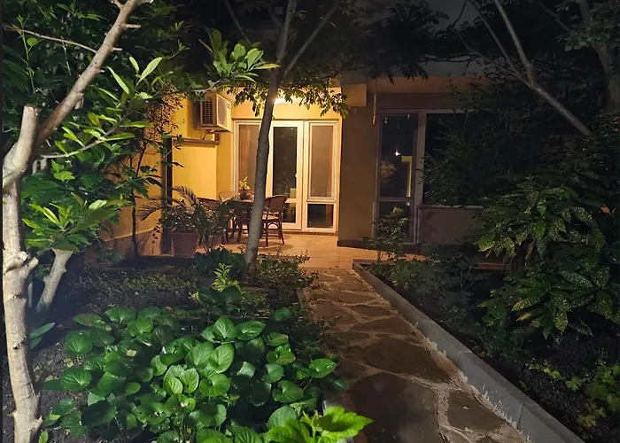 Cozy Place - в центъра, само на 5 минути пеша от плажа 布尔加斯