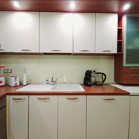 Cozy Place - в центъра, само на 5 минути пеша от плажа Burgas City