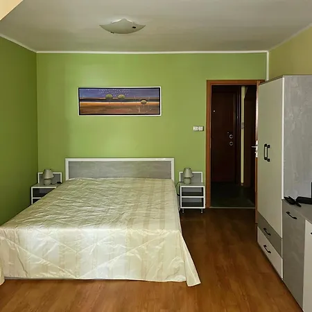 Апартамент Cozy Place - в центъра, само на 5 минути пеша от плажа *