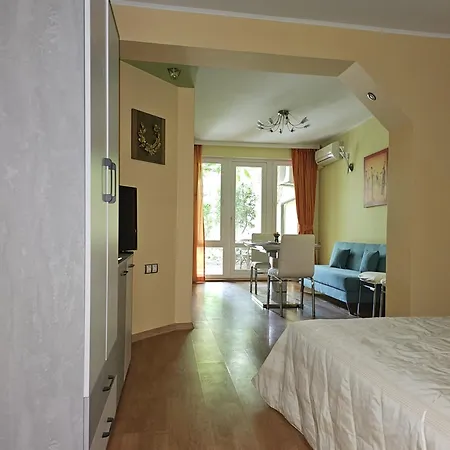 Cozy Place - в центъра, само на 5 минути пеша от плажа Апартамент